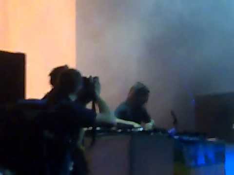 Bob Sinclar Plays Live Roman Flugel - Geht's Noch @ Palaolimpico Torino 2012