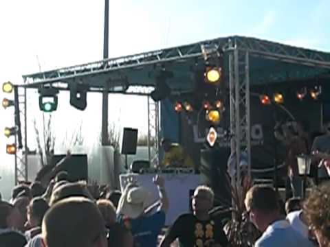 Leon Bolier playing Breakfast - Remember @ Luminosity Beach Festival 2009