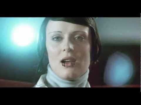 Jennifer Rostock - Du Willst Mir An Die Wäsche (Official Video)