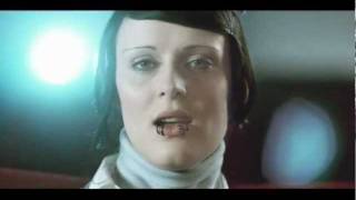 Jennifer Rostock - Du Willst Mir An Die Wäsche (Official Video)