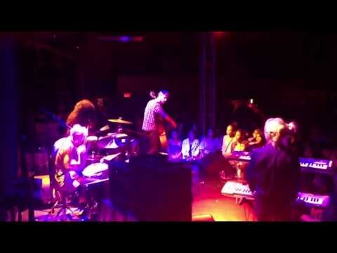 "In This Place" by Chaos Chaos ft. Kiran Gandhi Live at the Troubadour LA