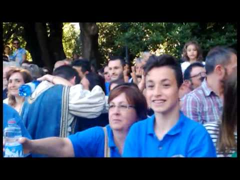 Bandiere 2015: video surreale annuncio Vittoria Canneti (V.M.18 e affetti da chinetosi)