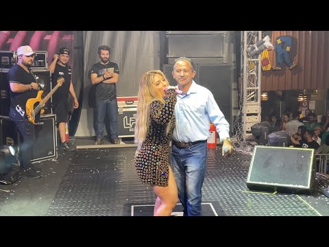 Manoel Gomes caneta azul no show com minha amiga,MANU BAHTIDÃO,breve vamos estar em Belém,obrigado