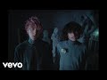 Machine Gun Kelly - more than life ft. glaive (Official Music Video) Machine Gun Kelly - more than life ft. glaive (Official Music Video)