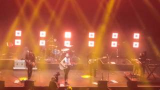 Francisca Valenzuela - Almost Superstars 12/11/2014 @ Teatro Caupolicán