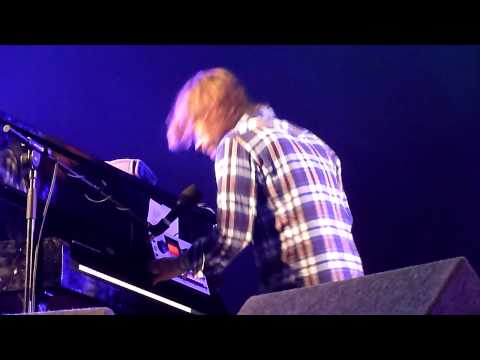 Thom Yorke - The Gloaming (solo gig at Big Chill Festival 2010)