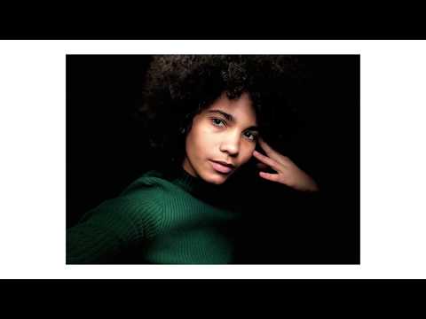 iPhone X – Selfies on iPhone X – Apple