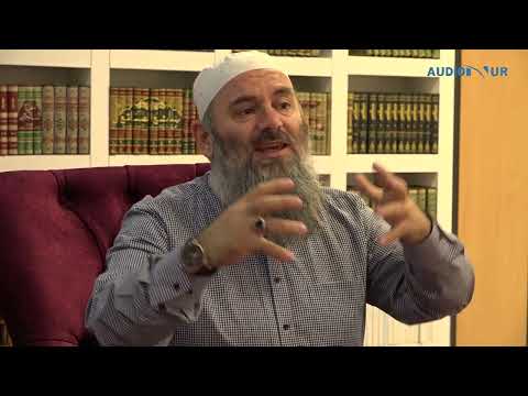 2. Shejh Albani porosit: "Agjëroni me Muslimanët" - Hoxhë Bekir Halimi