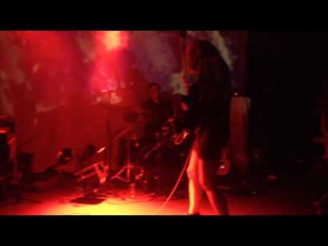 Taipan Tiger Girls Live