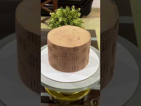 simple chocolate cakes decoration ideas#the cake's basket#shorts#like#shared#subscribe