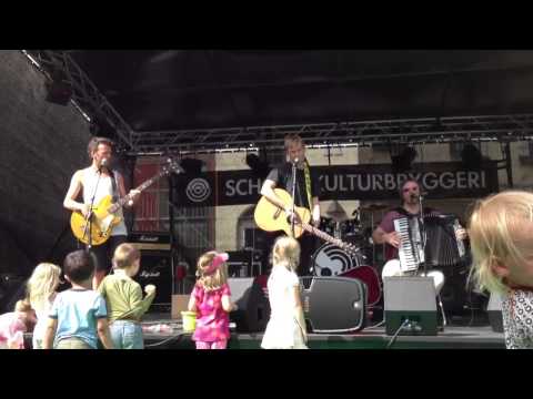 Rasmus og Verdens Beste Band - Puppan te pappa