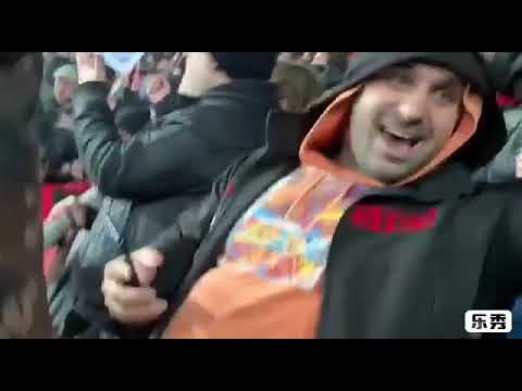 PIATEK MANDA IN DELIRIO LA CURVA SUD | Atalanta-Milan 1-3