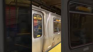 【地下鉄乗るぞ】電車が入線する様子 in Newark Penn Station