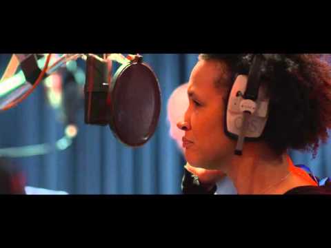 Damon Albarn - In Clover (wonder.land Studio Clip)