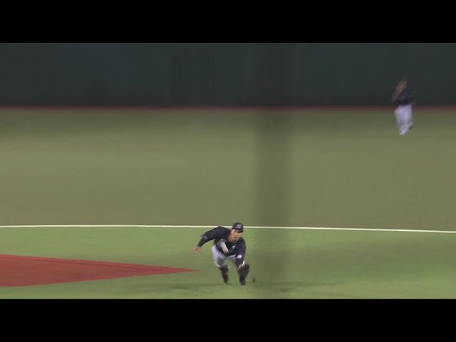 【9回裏】キャプテンが魅せた!! マリーンズ・中村奨吾 ダイビングキャッチ!! 2022年4月12日 福岡ソフトバンクホークス 対 千葉ロッテマリーンズ