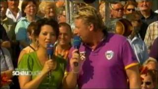 Sailor - La Cumbia & Girls Girls Girls (TV 2009)