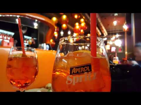 Melhor Milão: aperitivo Aperol Spritz no Terrazza Aperol Duomo