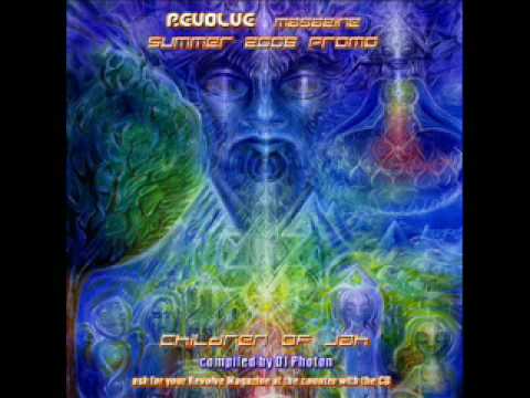 Sienis - Snakes N Sparklers (Wizack Twizack Rmx)