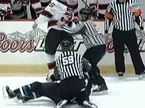 Mike Moore vs Chris Murray