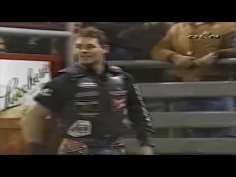 Ross Coleman vs Bear Paw - 03 PBR Billings (91.5 pts)