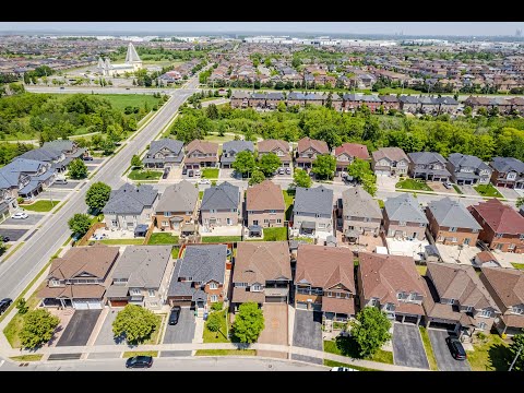 8 Gallpoint Crescent, Brampton Home - Real Estate Properties