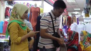 preview picture of video 'Belanja Kerudung di Thamrin City'