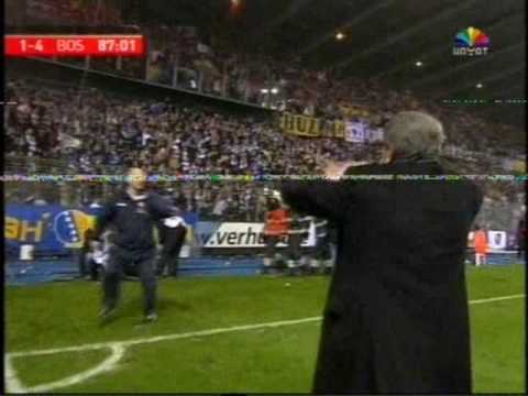 Ciro Blazevic na utakmici Belgija - BIH  2:4