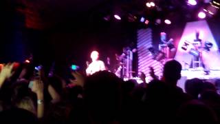 Jared Evan - Charlie Brown (live)