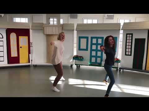 Hurrasangen fellesdans