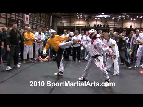 Victor Suarez vs. Joe Fife - Quebec Open 2010