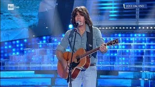 Antonio Mezzancella è Claudio Baglioni: &quot;Strada facendo&quot; - Tale e Quale Show 28/09/2018