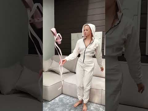 Femininity is power! ❤️ #bonafide #activewearusa