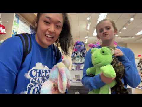 vlog 14 | build a bear w/ mollie