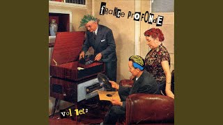 Des barbelés sur la prairie