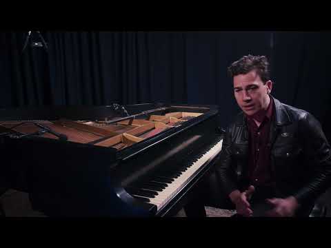 How To Play Bluesy Notes On The Piano