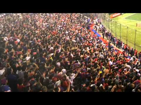 "Yo vengo de barrio obrero - La mejor Hinchada del Paraguay (CERRO EN HD) 2011" Barra: La Plaza y Comando • Club: Cerro Porteño