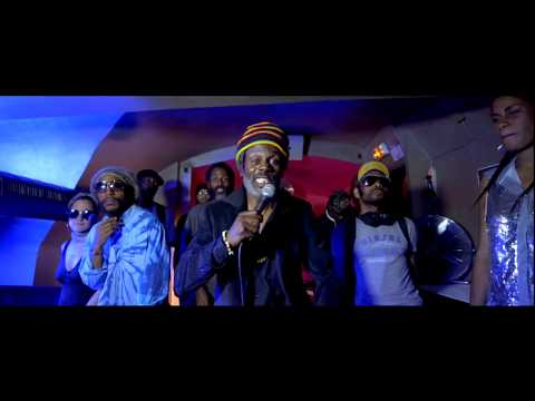 Typical Féfé - Tuer un SoundBoy (Street Clip)