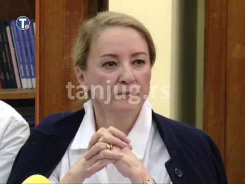 27.1.2017. Izetbegoviceva zena ismejala novinarku zbog ekavice