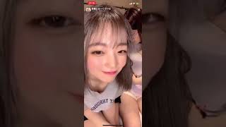 美少女のパンチラ胸チラ見えまくり！