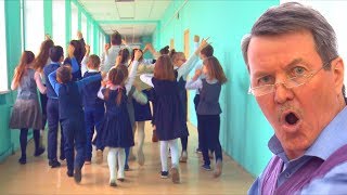 За что Юрий Иванович выгнал из класса Макса...