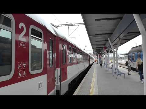 361.107-6 ZSSK na vlaku EC 124 Bečva | ze stanice Olomouc vysunuje 749.107-9