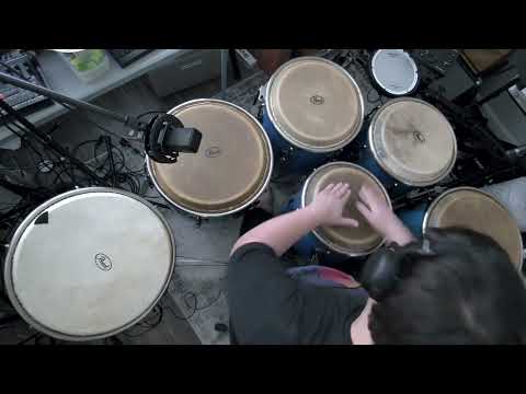 ESTR #105 Live Improvised techno with conga djembe drumming