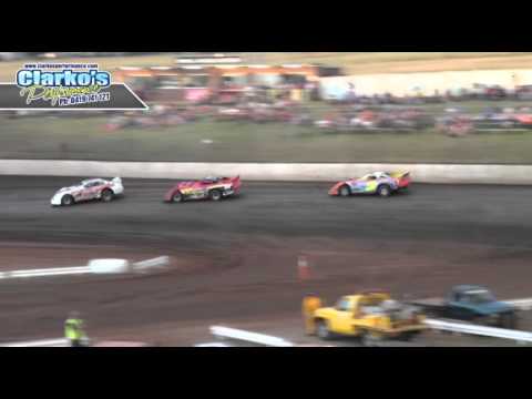 Super Sedans - Heat 3 - National Series - Toowoomba Speedbowl - 29.12.13