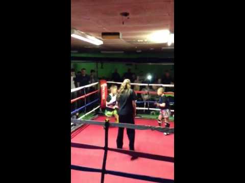 Brandon Lowe's Muay Thai fight