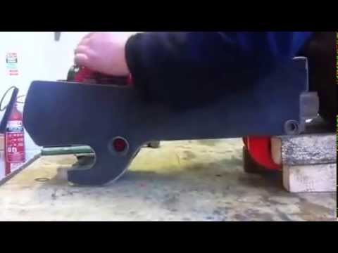 Oriel Attachments - The Deconstruction of an Oriel Triple Lock Quick Coupler