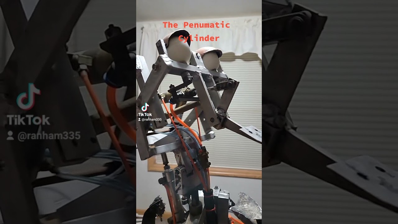 How #chuckecheese #animatronics work Part 1: The Pneumatic Cylinder