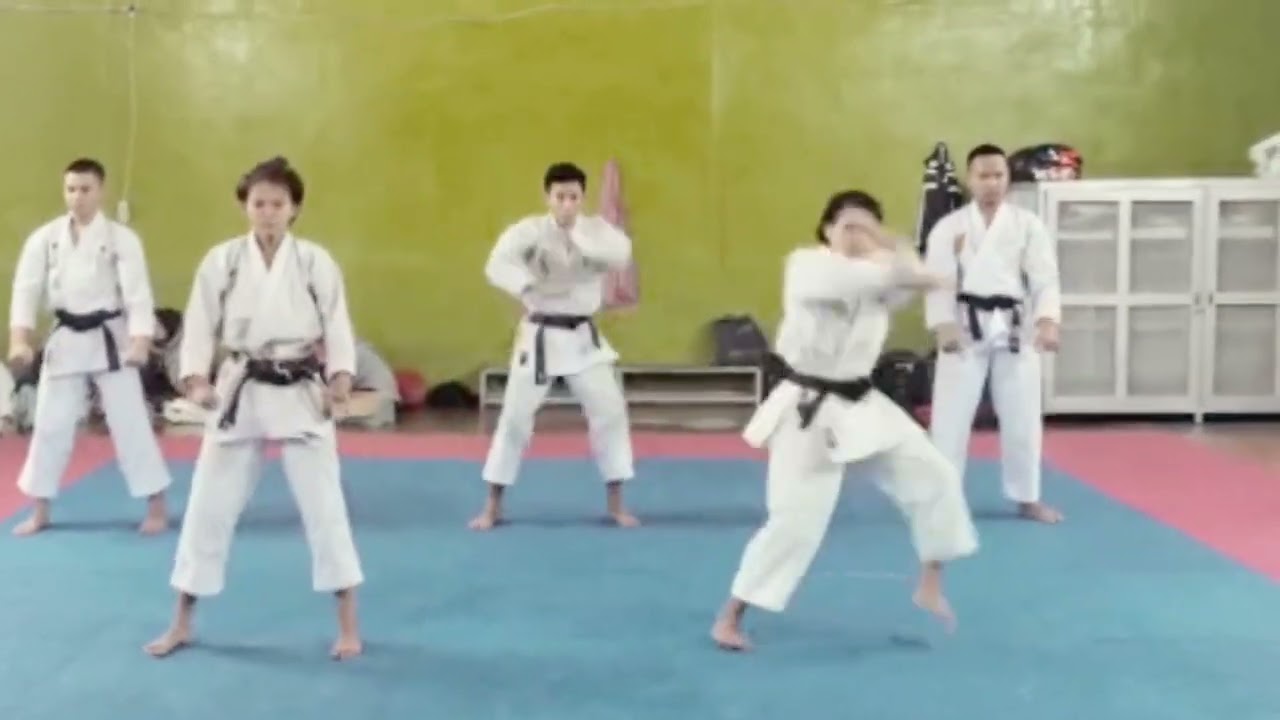 VIDEO EKSTRAKURIKULER  KARATE- SMAN 1 DRAMAGA