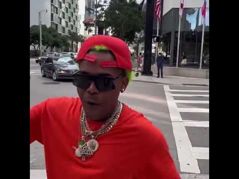 EL CHERRY SCOM HABLANDO INGLES EN MIAMI !!! 😂