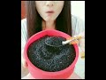 EP 146 I SESAME SEED EATING