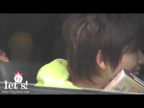 Fancam 110501 Baby Sandeul in a car   on the way come dorm after Inkigayo recording